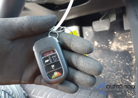 2024 Honda Hr-V Awd Sport/Awd Sport W/O Bsi from USA, damaged, VIN 3CZRZ2H52RM775266